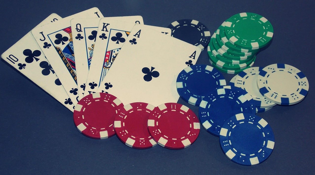 ur666 ကစားသမားများ Wave Money ဖြင့် ငွေသွင်းပြီး Live Casino တွင် ကစားနေသောမြင်ကွင်း